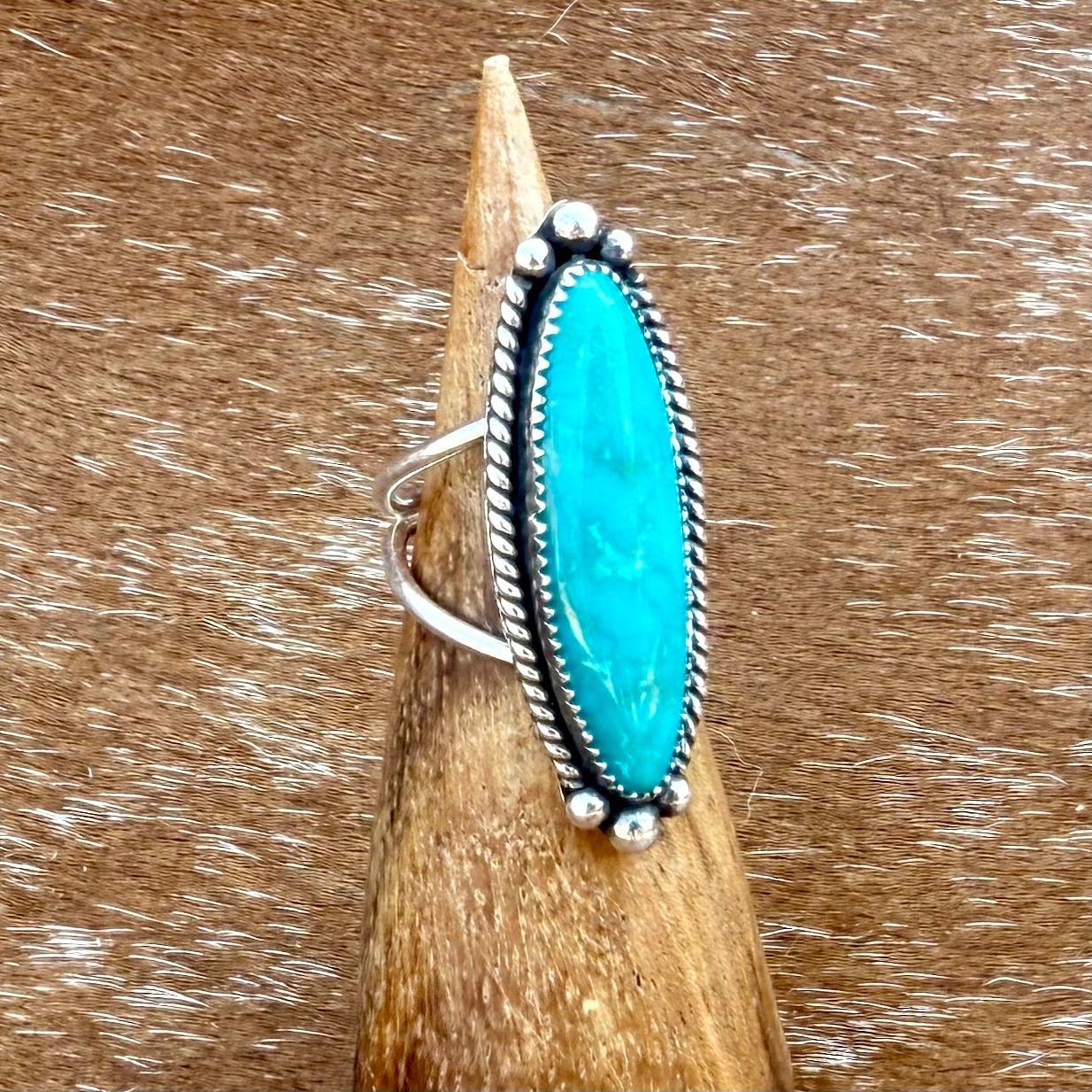 Bright Blue Kingman Turquoise split shank ring