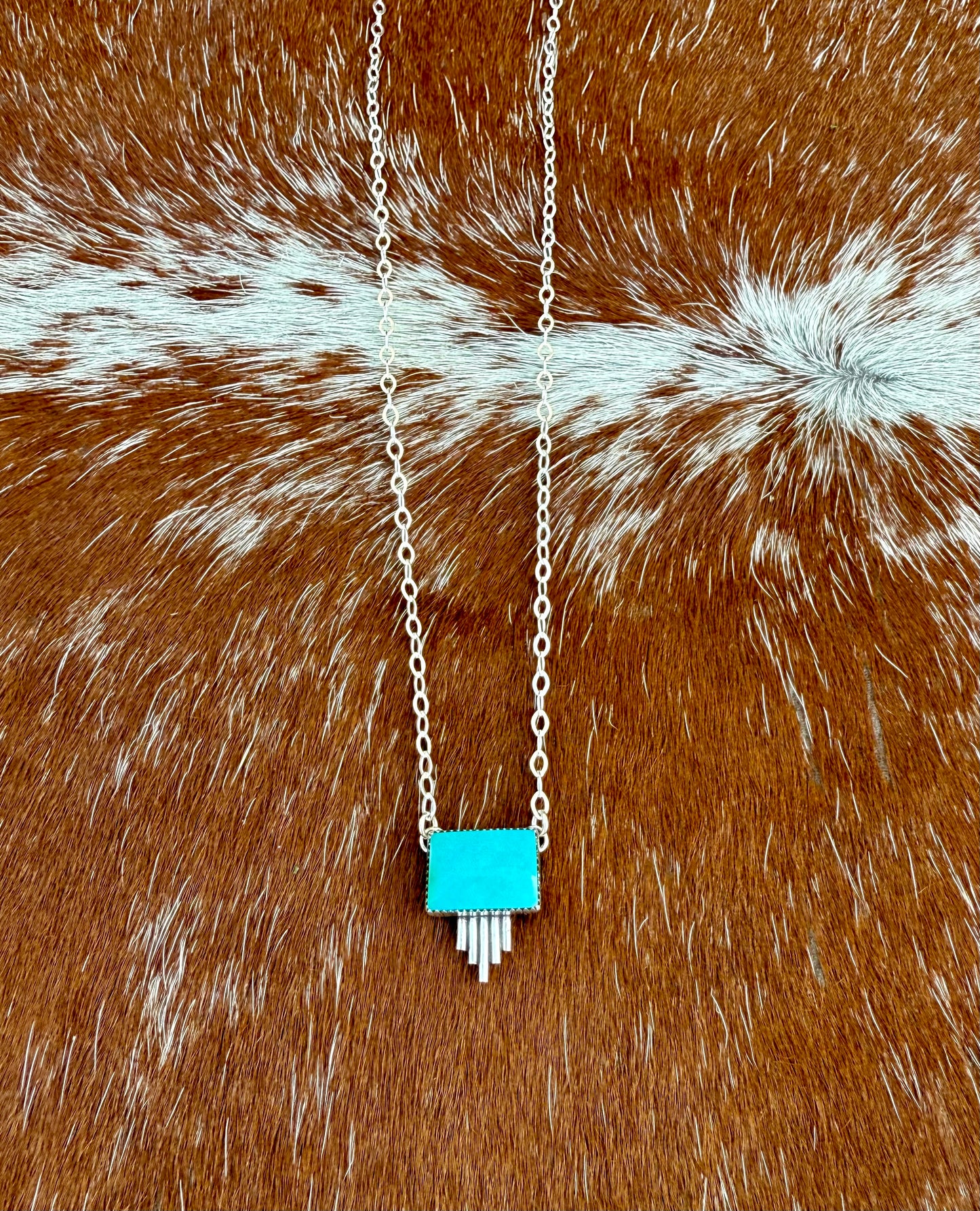 Kingman Turquoise Bar Necklace with Silver Flare