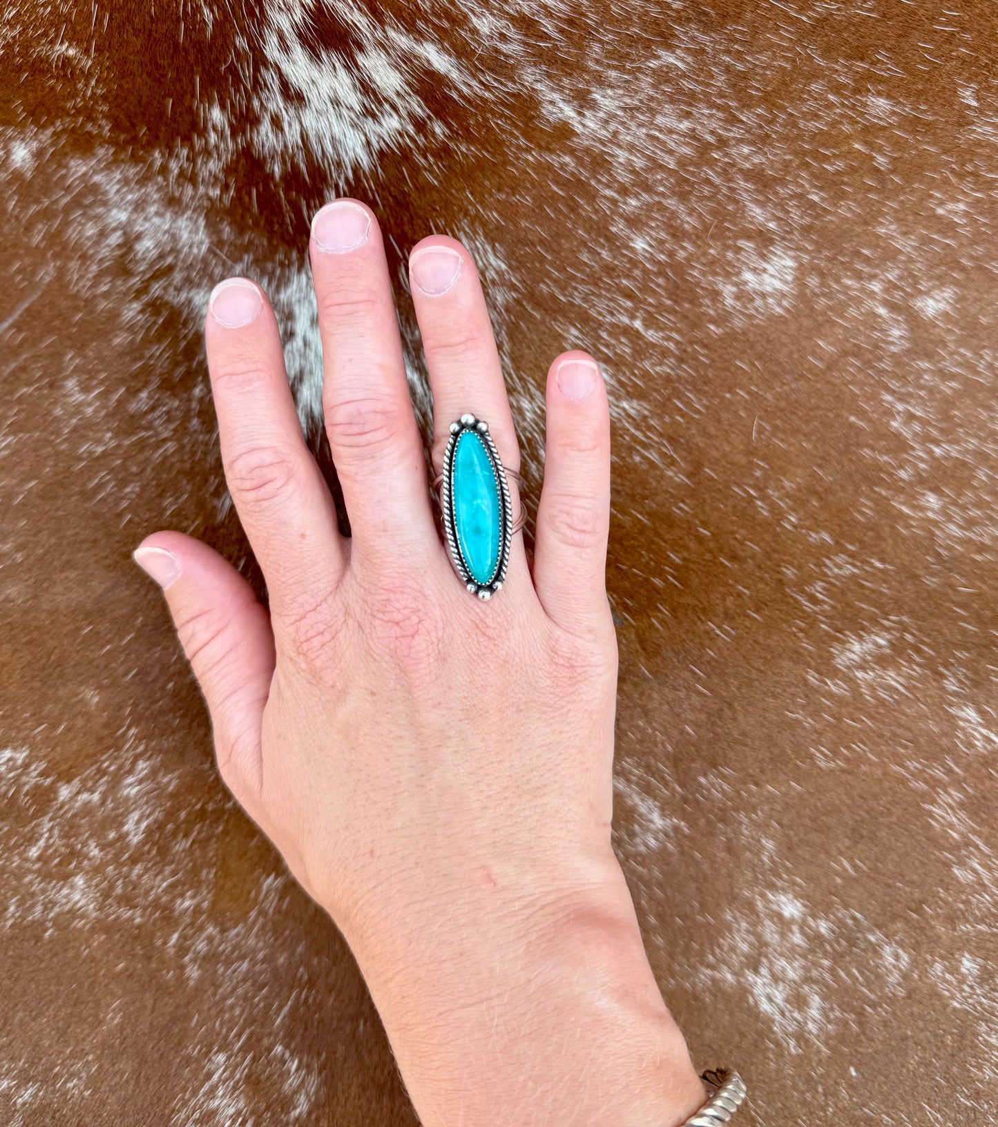 Bright Blue Kingman Turquoise split shank ring