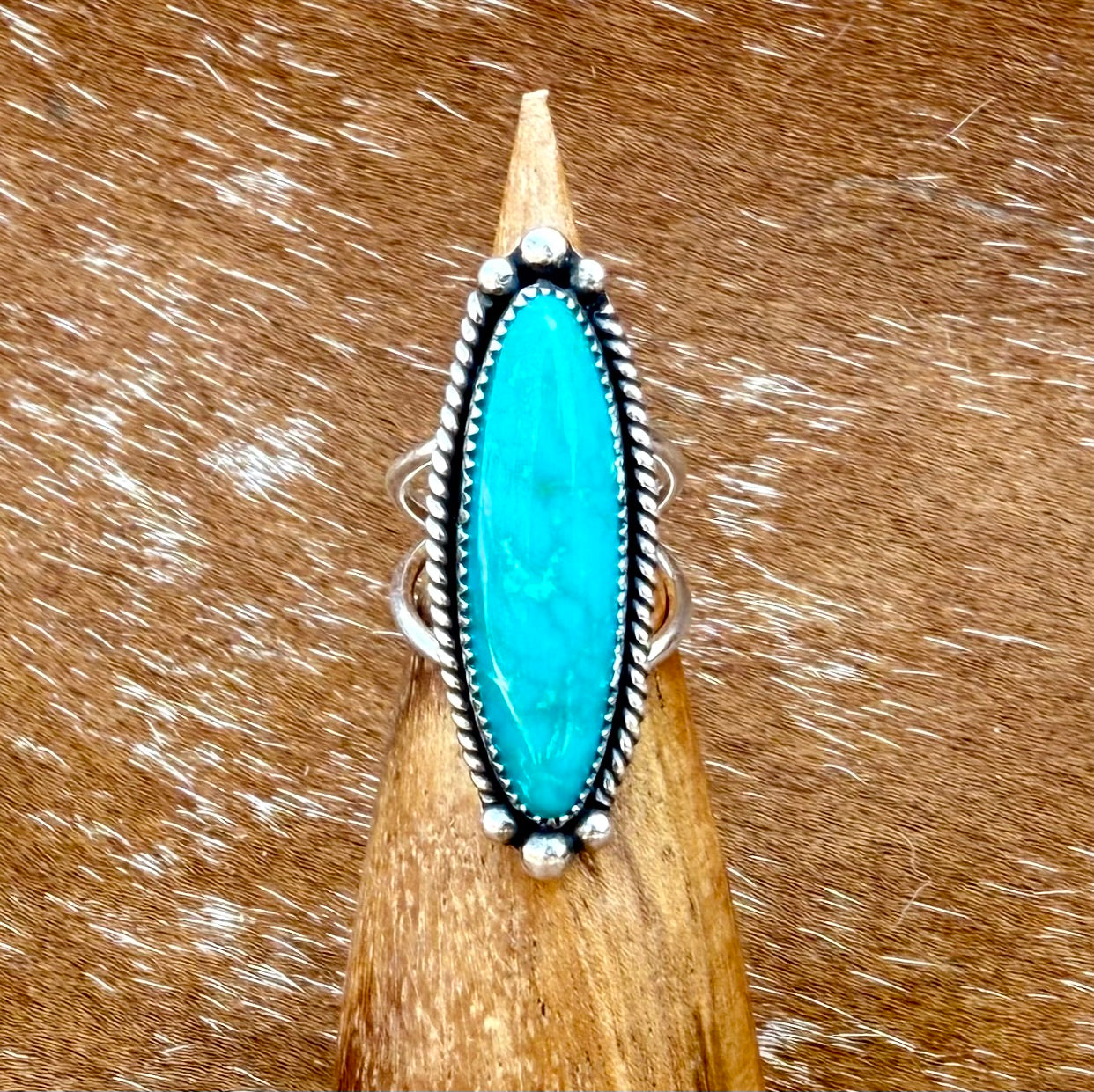 Bright Blue Kingman Turquoise split shank ring
