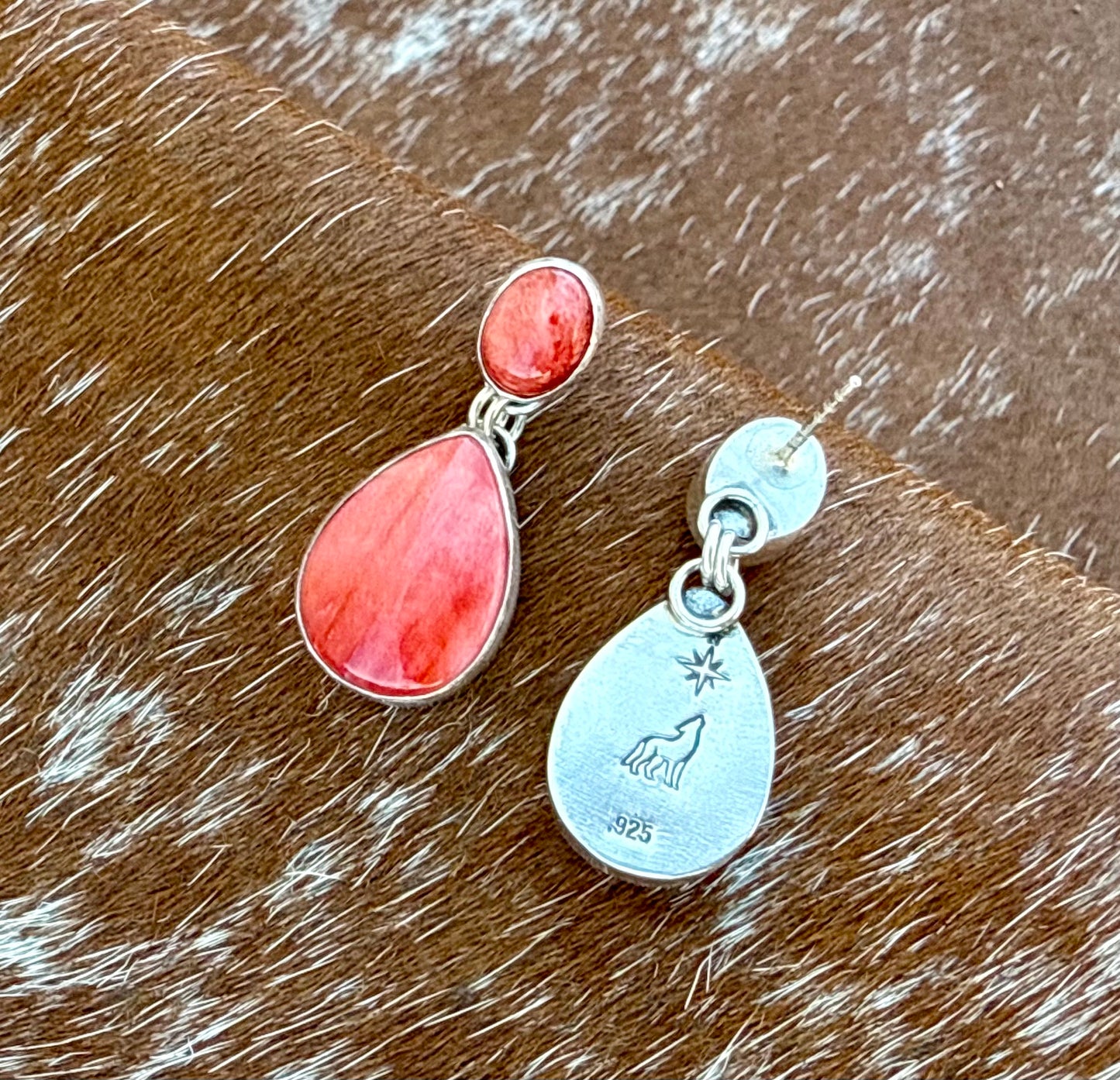 Spiny Oyster Dangle Stud Earrings