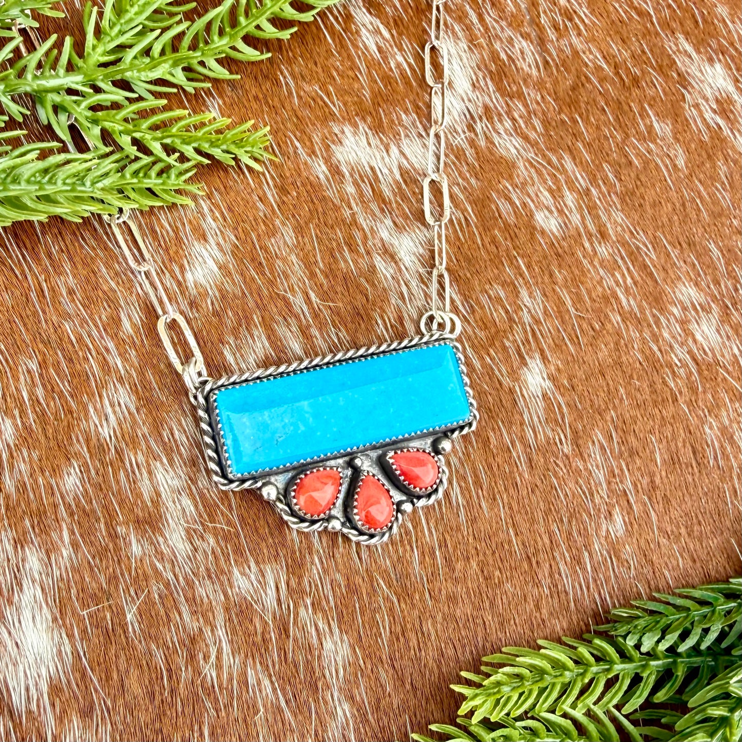 Kingman Turquoise and Spiny Oyster necklace
