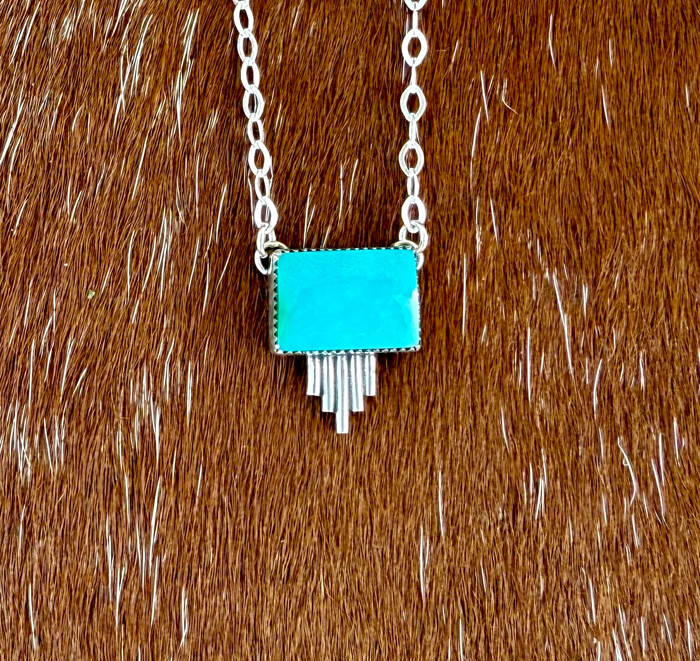 Kingman Turquoise Bar Necklace with Silver Flare