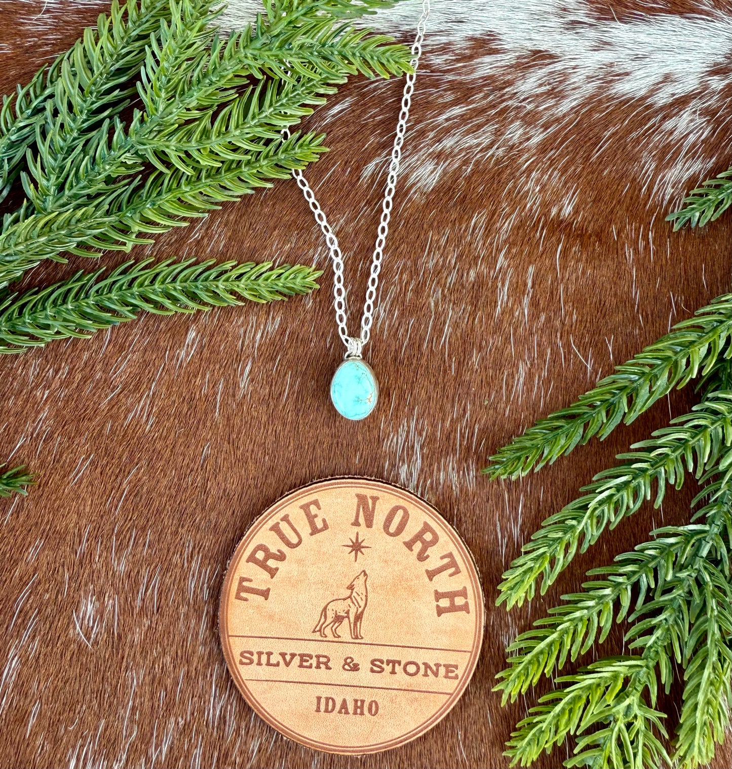 Carico Lake Turquoise Necklace