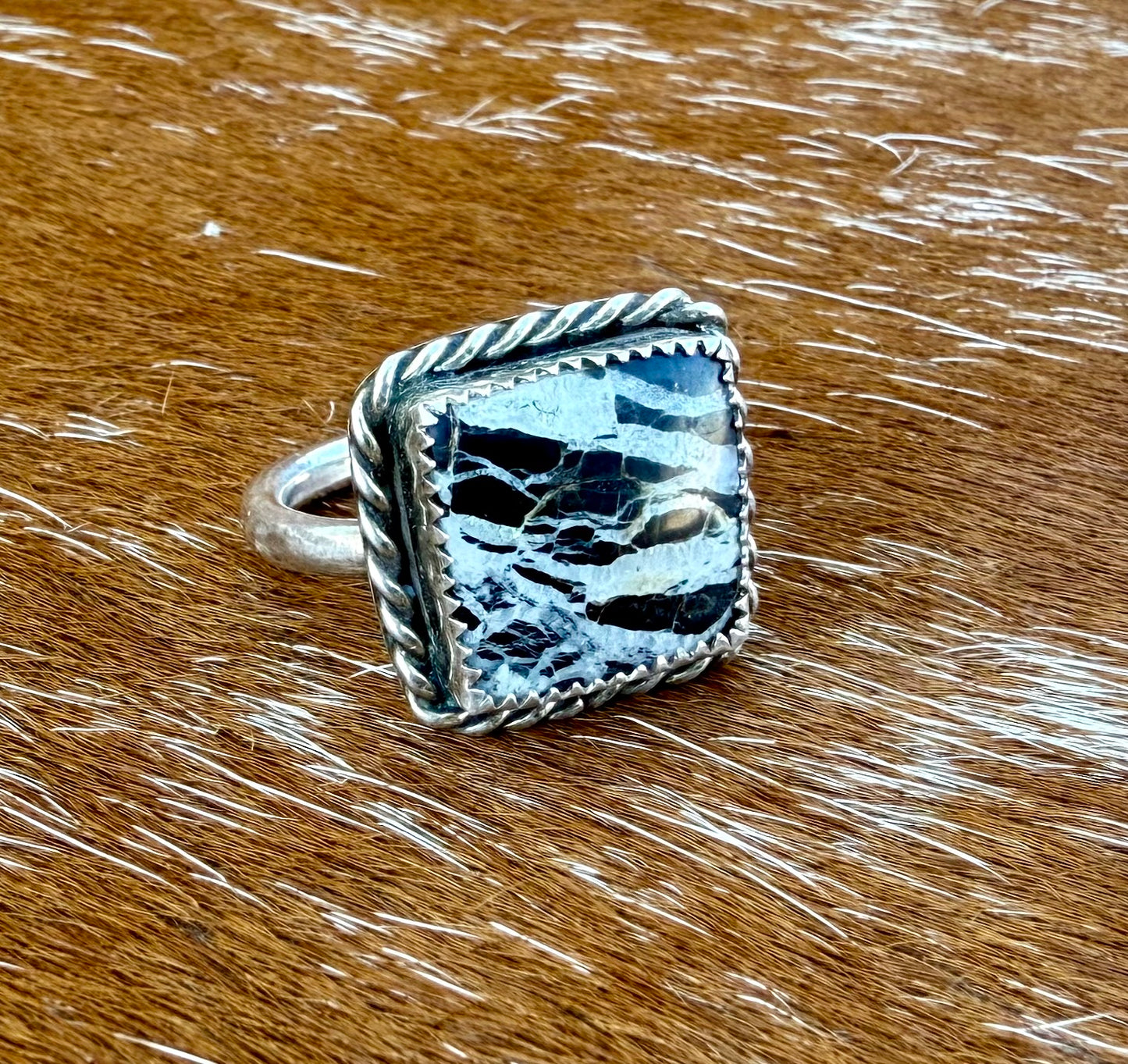White Buffalo Square ring