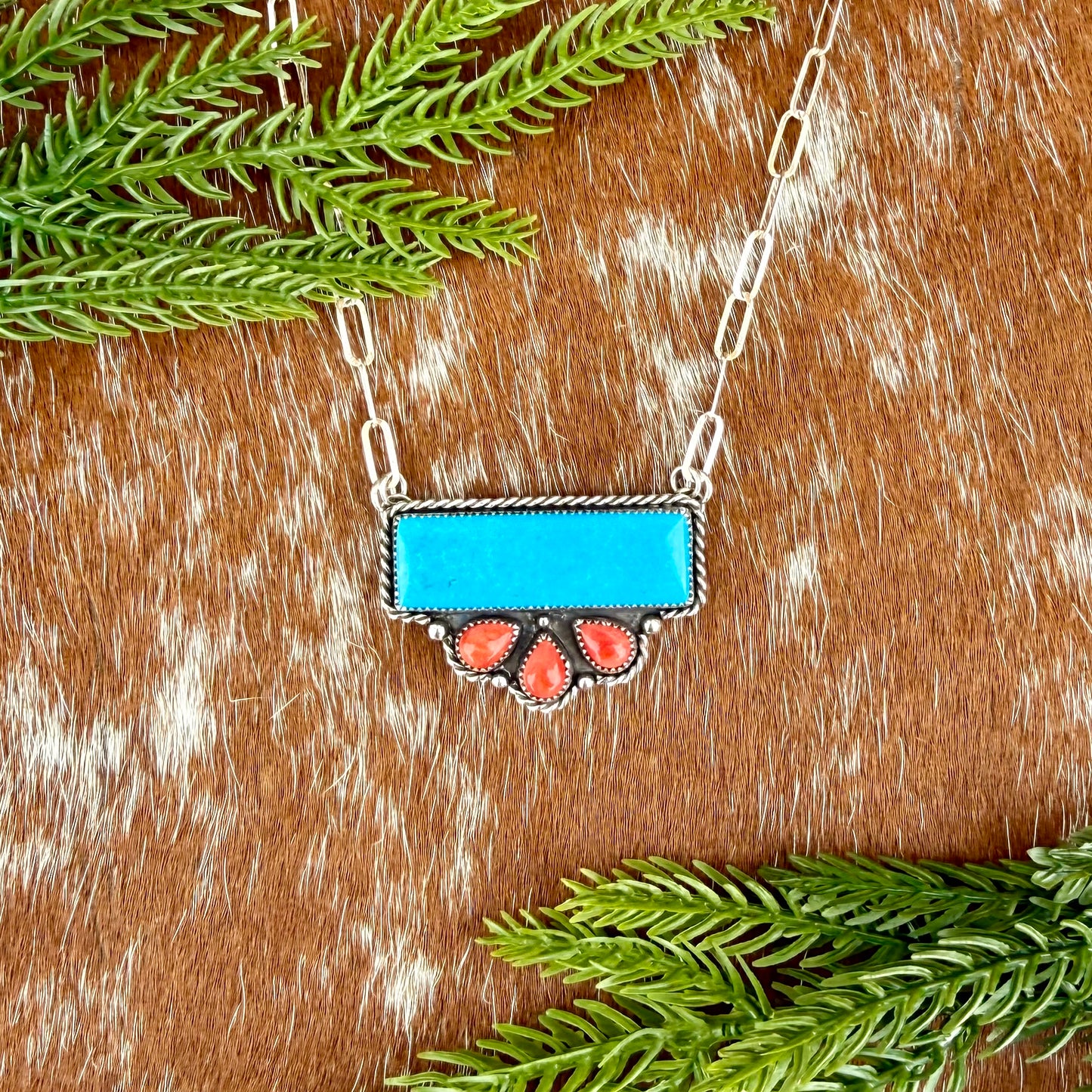 Kingman Turquoise and Spiny Oyster necklace