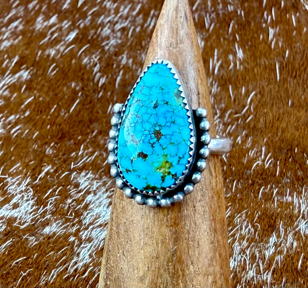Horseshoe Kingman Turquoise Ring