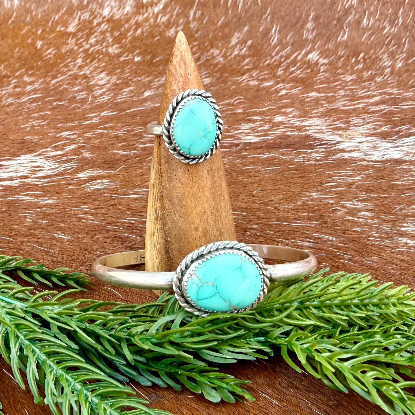 Carico Lake Turquoise Ring