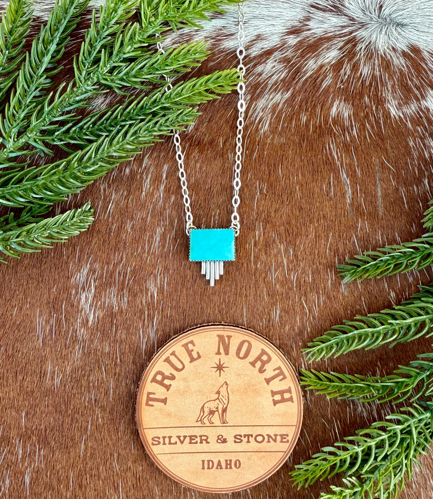 Kingman Turquoise Bar Necklace with Silver Flare