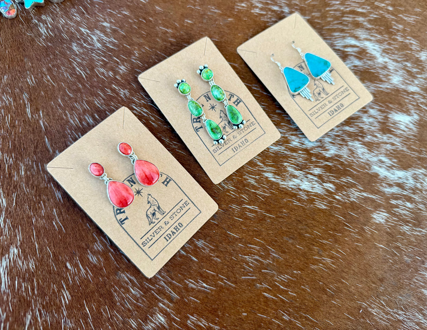 Spiny Oyster Dangle Stud Earrings